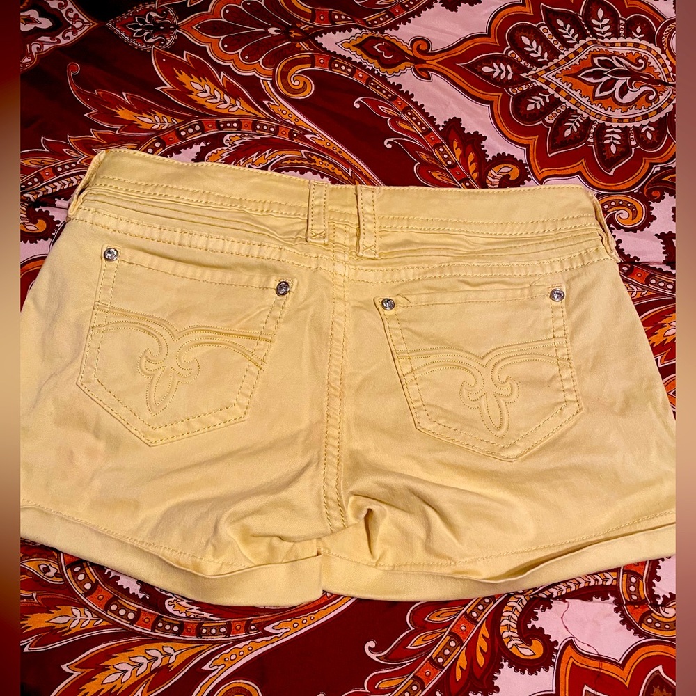 Rock Revival Olivia Shorts Size 29❤️